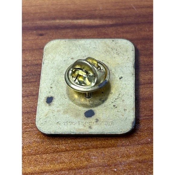 McDonald's‎ Monopoly Man Money Tree 1995 Tonka Pin Brooch Sealed New - 1.25" - Picture 2 of 3